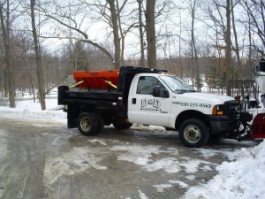 Commercial Snow Plowing Salting, Strongsville OH 44136