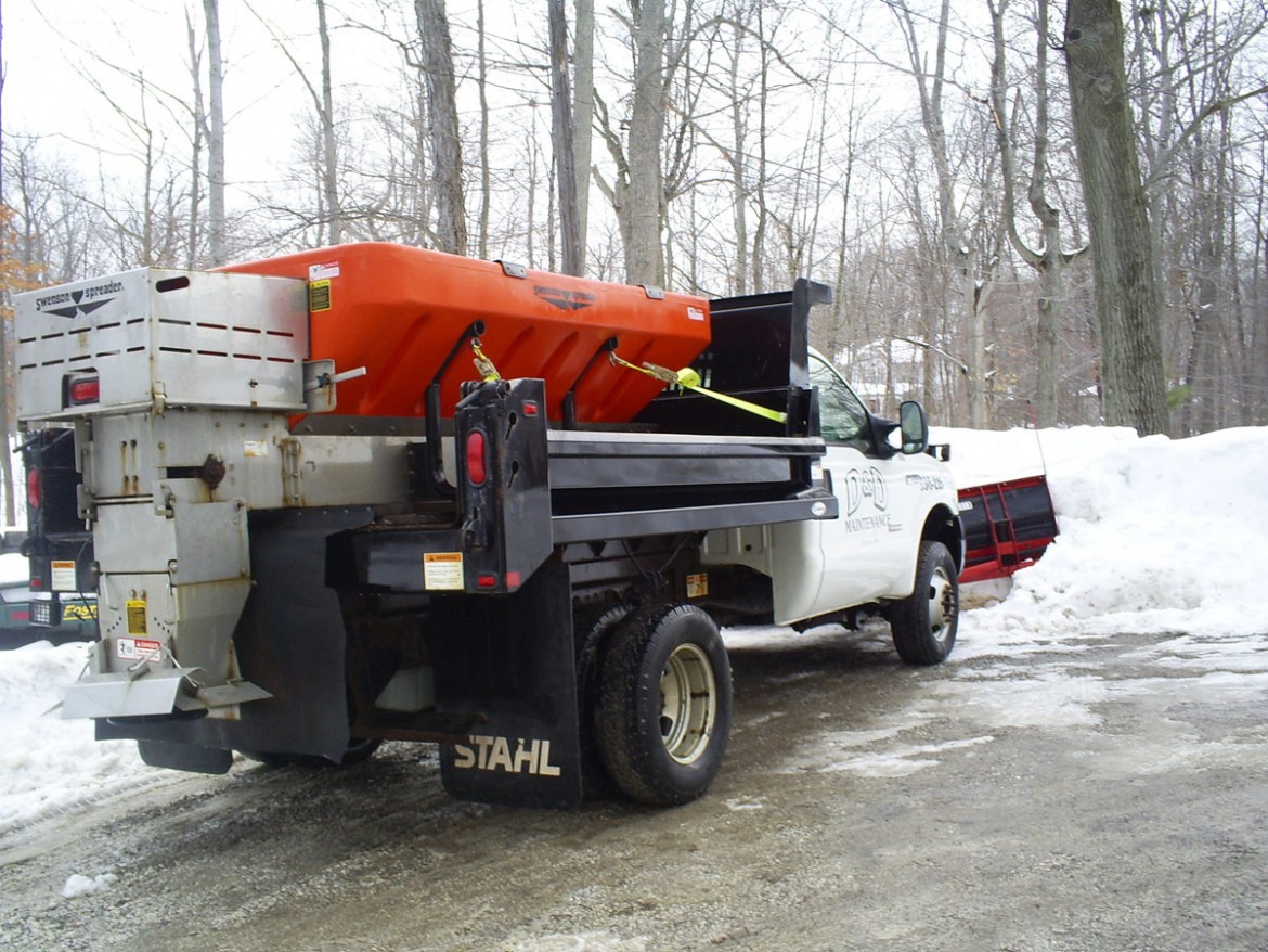 Commercial Snow Plowing Salting, Medina OH 44256